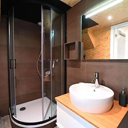 Ecological Holiday Near Durbuy With Hot Tub *